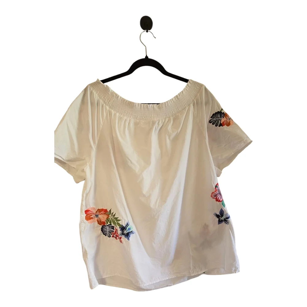 Talbots White Embellished Short Sleeve Blouse - Picture 2 of 5